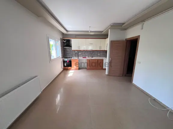 Havuzlu Site İçerisinde Kiralık 2+1 Daire 1