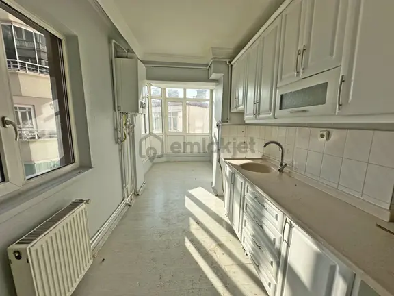 Mehtap Mah. Okullar Cad. Kat Konumu Güney Cephede 3+1 Kiralık Daire 1