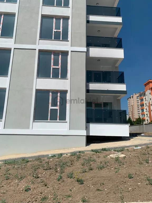 Ankara Yapracık Atayurt Mahallesinde Satılık Sıfır 2+1 2