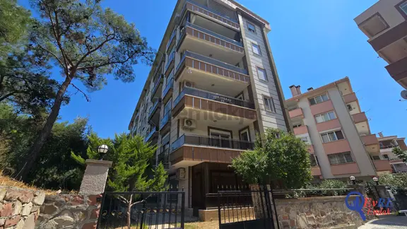 Evre Emlaktan Orman Manzaralı Asansörlü 3+1 Geniş Daire 2