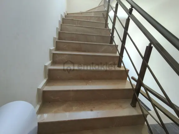 Üç Artı Bir Kiralık Daire Davutlar Merkez. 2
