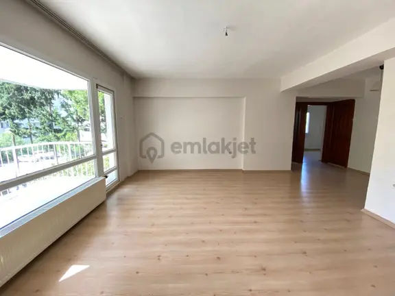 9 Eylül Hastanesi Yürüme Mesafesinde Site İçi Kiralık 3+1 Daire 2