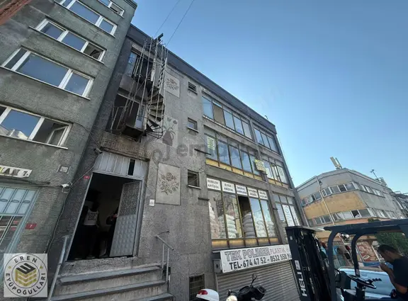 B.paşa Vatan Mah 300m² Köşe Başı Kiralık Dükkan. 1