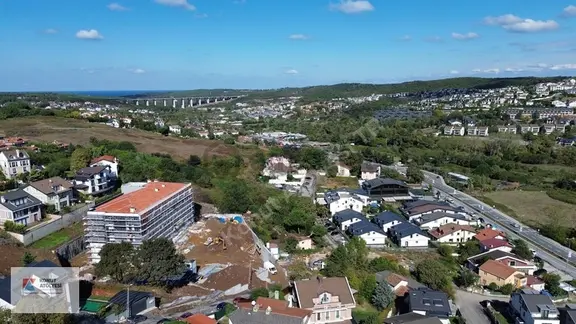 Zekeriyaköy'de Yatırımlık 12m² Satılık Arsa Turizim İmarlı/enesk