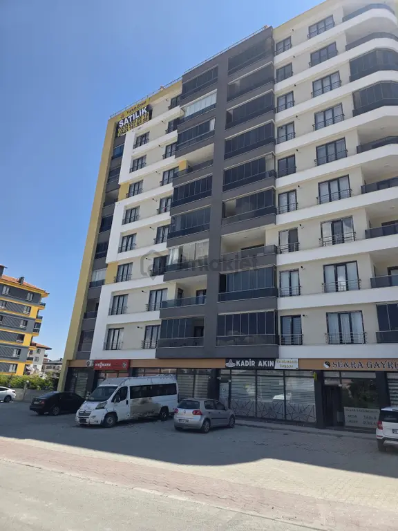 Hocacihan Saray Caddesinde Satılık 6+2 Dubleks Daire 2