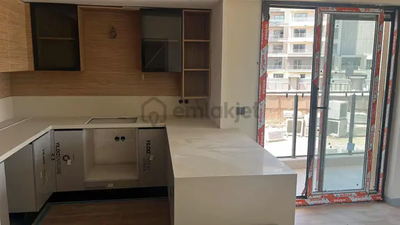 Karşıyaka Havuzlu Site'de Aplus Yaşam 2