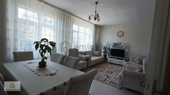 Tranvaya Pazar Yerine Yakın. Park Manzaralı 3+1 Arakat Daire 1