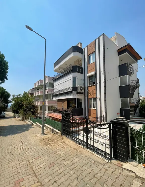 Altınoluk Şahindere ‘de Doğa Ve Deniz Manzaralı 4+1 Kat Dubleks 1