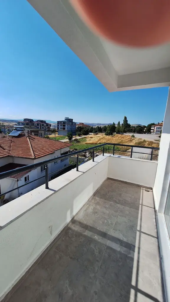 Satılık 1+1 Daıre Borsa Mahallesi 1