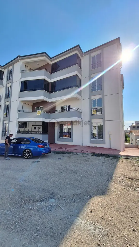 Satılık 1+1 Daıre Borsa Mahallesi 2