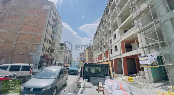 Kretase Emlaktan Tapu Karşısı Cadde Üzeri Satılık Dükkân 2