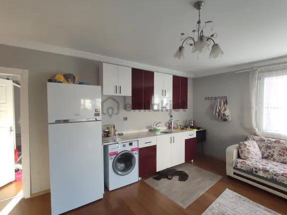 Yeşilyurt Kapalı Pazar Civarı 1+1 Eşyalı Kiralık Daire 1