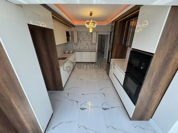 Andiçen Mah.3+1 Asansörlü Giysi Odalı Türk Hamamlı Lüks Daire 1