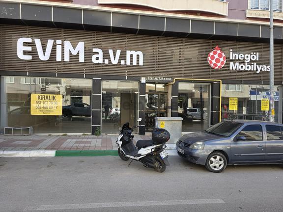 Bursa Caddesi Üzerinde Kiralık Büyük Dükkan/mağaza 2