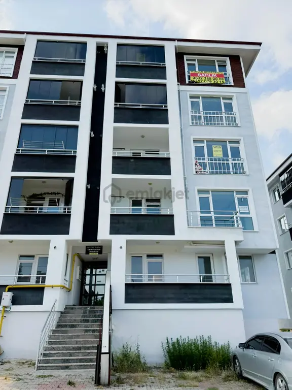 Bolu Alpağutbey Mahallesi Üst Kat Bolu Manzaralı Satılık Daire 2