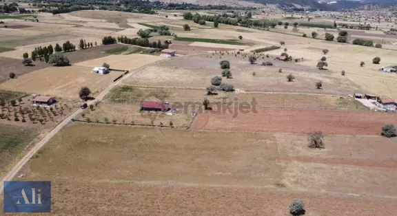 Ali Kasaplargil'den Kızılören'de Tam Yatırımlık Arazi 2