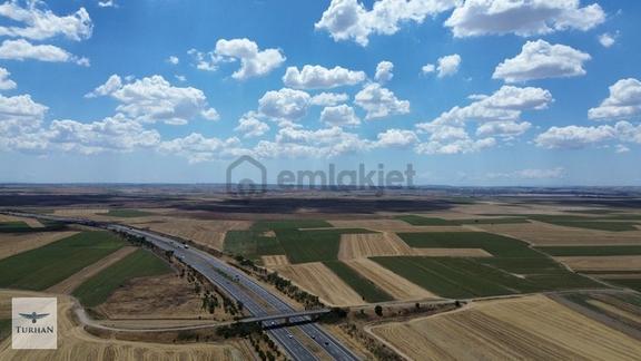 Turhan Emlaktan Saray Göçerler'de 15.266 M² Tek Tapu Tarla 2