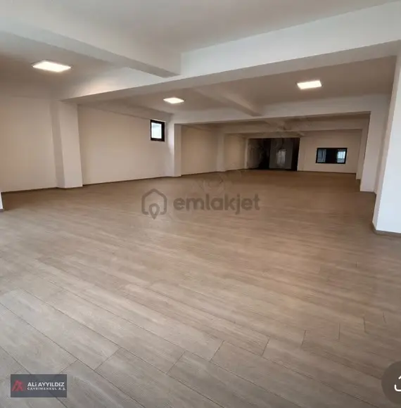 Ostim Doğu Yeni Bina Kiralık İşyeri 2
