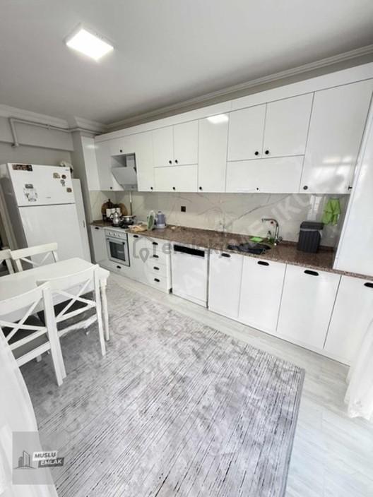 Muslu Gayrimenkulden Bekir Aksoy Okulu Civarı Satılık 3+1 Daire 1