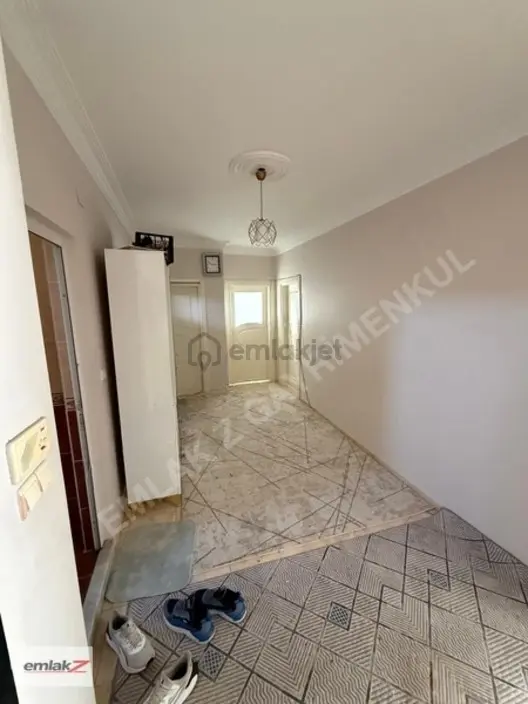 Karaduvarda Satılık 3+1 Daire, 130m², Merkezi Konum 2
