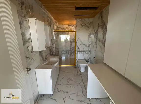 Ahmet Kara'dan Yenişehir Deniz Mah. Satılık 4+1 Tripleks Villa 2