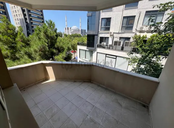 Fsm Cadde Üzeri Satılık Ofis - Daire 2