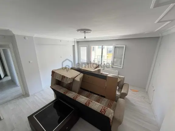 Pek Emlaktan Çarşı İçerinde 3+1 Bakımlı Daire 2