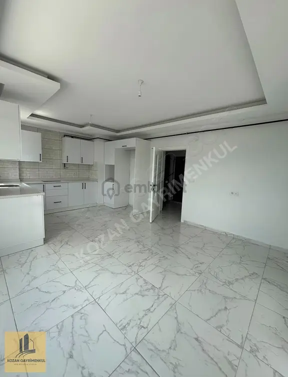 Kozan Gayrimenkulden Çanaklı Cadde Üzeri Lüks Kiralık Daire 2