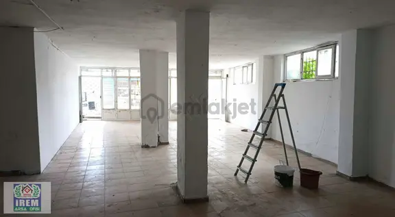 Arnavutköy Bolluca'da Kiralık 130m² Düz Giriş Dükkan 2
