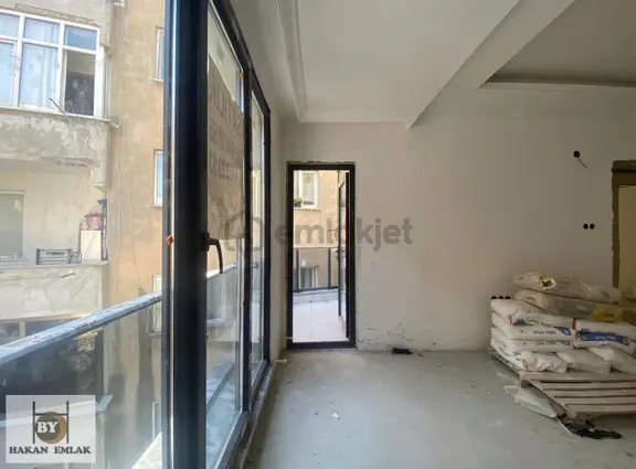 976 Güngören'de Yeniyapı Satılık 2+1 Daire(yapım Aşamasında) 2