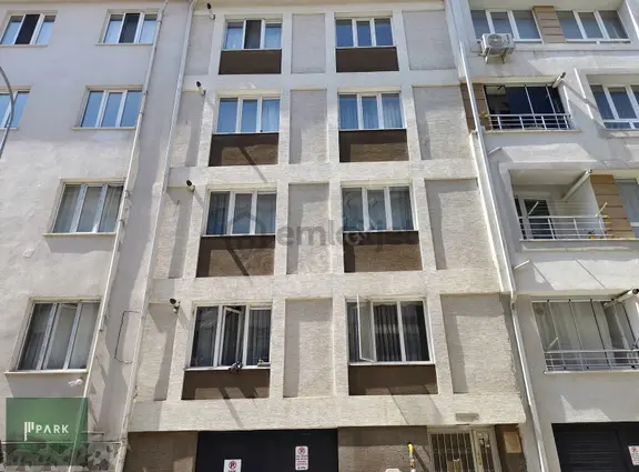 Park Gayrimenkul'den Gaziyakupsatar Cad. Arası Satılık 2+1 Daire 1