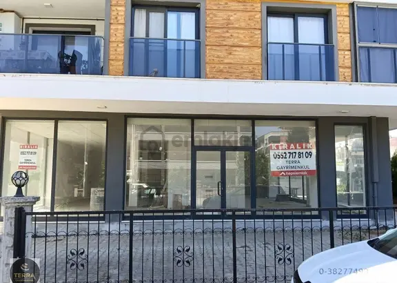 Germencik Cadde Üzeri 3 Cepheli Bahçeli 175 M2 Kiralık Dükkan 1