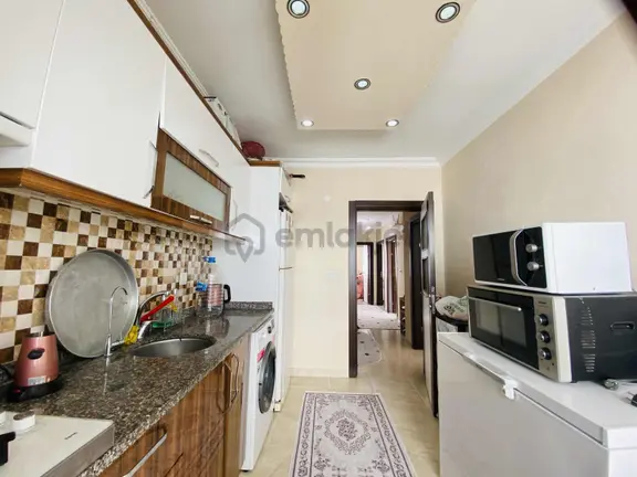 Tercih'den Okular Bölgesinde Kombi,iskanlı, Ara Kat 3+1daire 2