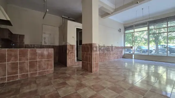 Özkanlar Bölge Metro Yakını Merkezi Konumda 50m2 Köşe Büro&ofis 2