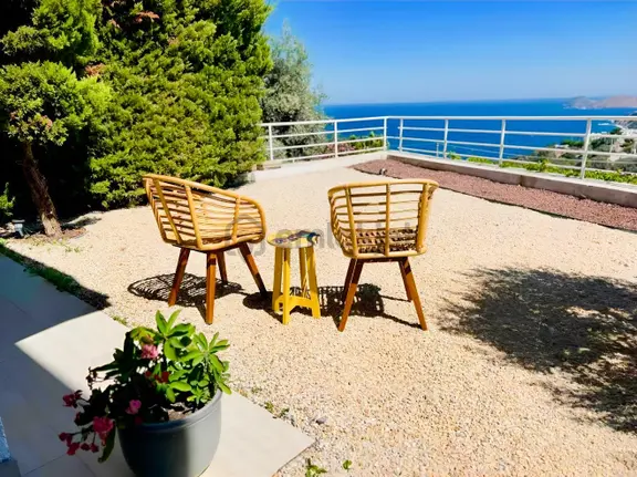Gümüşlük Yalıkavak Eşsiz Deniz Manzaralı Bahçeli Villa 1