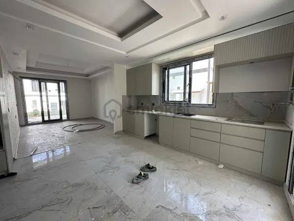 Panorama Doktor Villalarında Satılık 5,5+1 Dubleks Villa 2