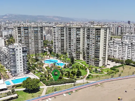 Yaşa Gyd - Liparis 2'de Denize Sıfır 325 M² Lüks 4+1 1