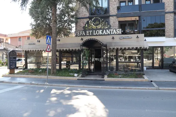 Erdoğan Poyraz'dan Kültür Mah. Devren Kiralık Restaurant 1
