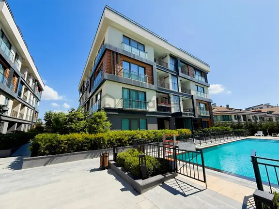 Büyükçekmece Mimaroba'da Site İçi Full Deniz Manzaralı 3+1 Daire 2