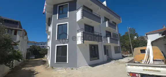 Avşa Adası Yiğitler Merkezde 1+1 Kelepir Daire 1