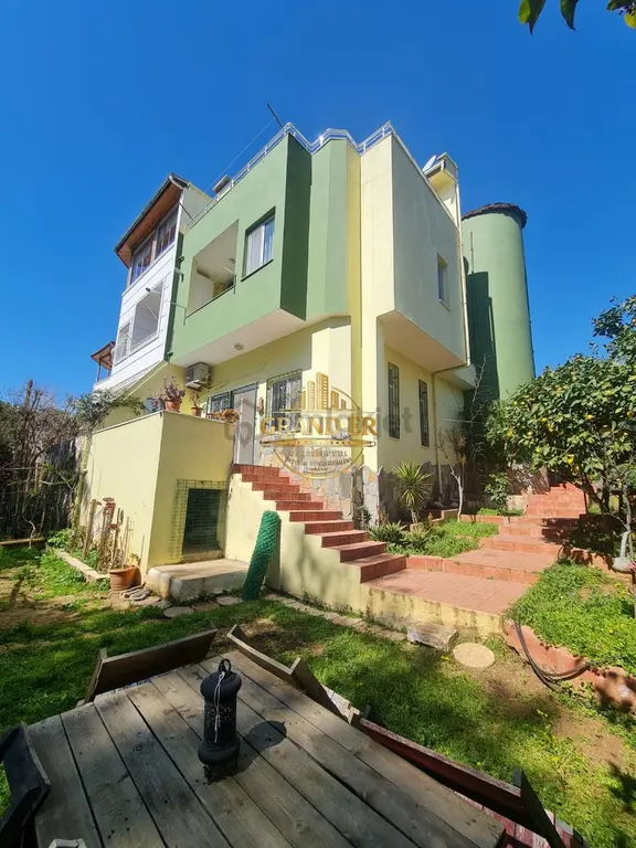 Mezitli Kuyulukta 5+1 Tripleks Villa Özel Bahçeli Teraslı 1