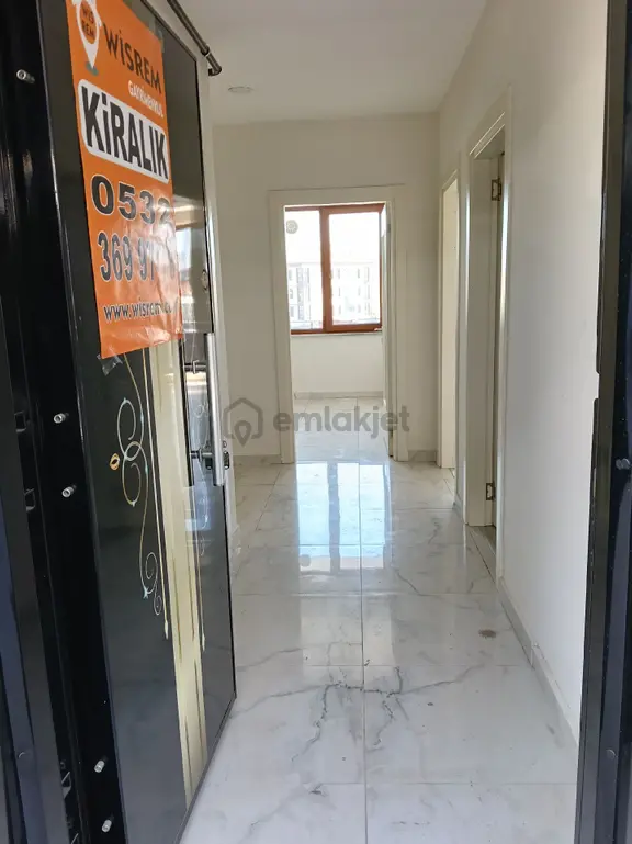 Koçyazı'da Kapalı Otoparklı Ayrı Mutfaklı Ebeveyn Banyolu Ara Kat 2+1 Kiralık 2