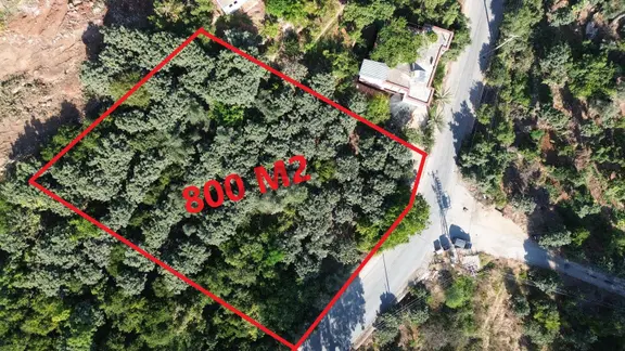 Alanya Oba Mahallesinde Satlık 801 M2 Ticari + Konut İmarlı Arsa 1