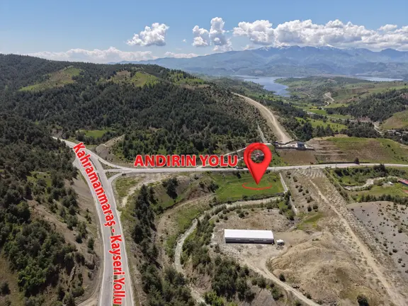 Rota'dan Maraş-andırın Yol Ayrımında Köşe Parsel Satılık Arsa 2