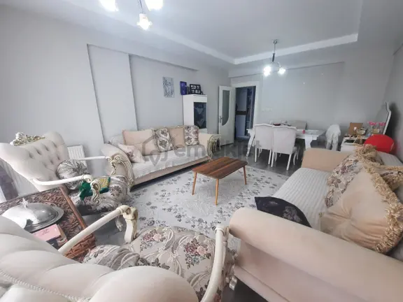 Yeni Rota'dan Tekerek Küçük Ev Civarı Site İçi Satılık 4+1 Daire 1