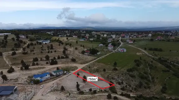 Erdemli Güzeloluk 750 M2 Tek Tapu Kepçe İmarlı Ev Yeri 1