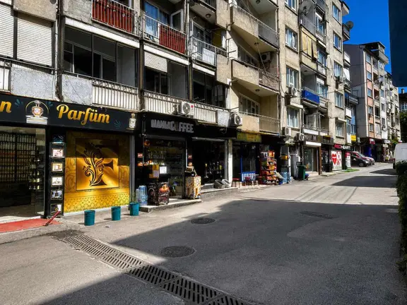 Darmstad Cad. Köşesi 15m² Kiracılı Yatırımlık Dükkan 2