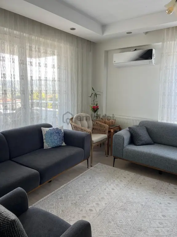 Remax Model Den Tekköyde Eşsiz Manzaralı 2+1 Satılık Daire 2