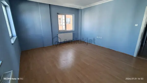Uşak Merkez 3+1 Kiralık Ara Kat Atatürk Mahallesi Sakin Huzurlu Yeşillik İçinde 2