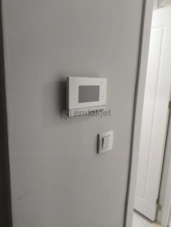 Tahtakale'de Yeni Binada Satılık 2+1 Daire 2